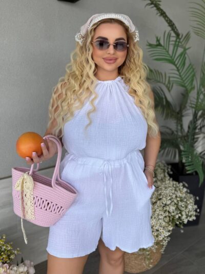 Костюм жіночий з мусліну топ з шортами білого кольору Sa263