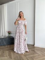 Сукня максі в підлогу у рожеву квітку білого кольору