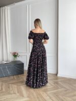 Сукня максі в підлогу у рожеву квітку чорного кольору