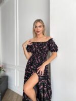 Сукня максі в підлогу у рожеву квітку чорного кольору