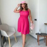 Сукня з брітелями малинового кольору Sa283