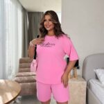 Жіночий костюм з бавовни з шортами рожевого кольору