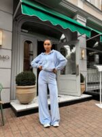 Жіночий велюровий костюм блакитного кольору М504