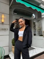 Жіночий велюровий костюм чорного кольору М504