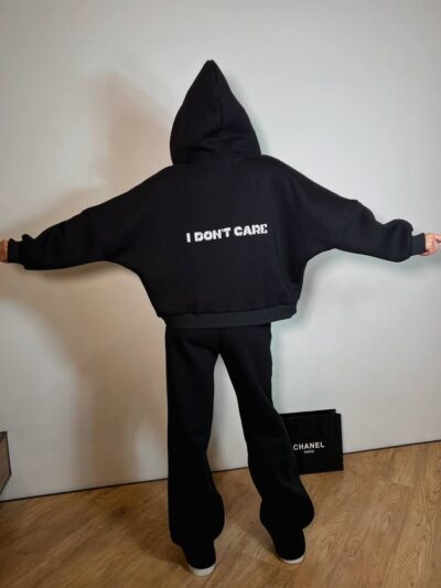 Костюм жіночий I don’t care з турецької тринитки на флісі чорного кольору