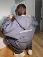 Костюм жіночий I don’t care з турецької тринитки на флісі графітового кольору