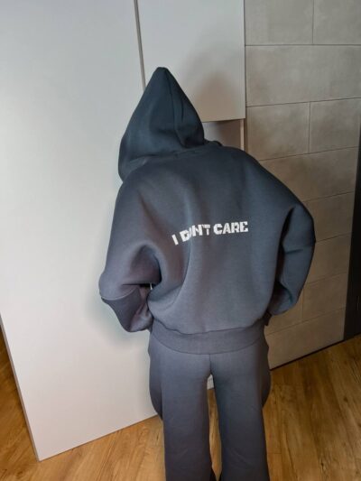 Костюм жіночий I don’t care з турецької тринитки на флісі графітового кольору