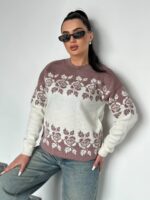 Светр жіночий з квітковим орнаментом колір молоко з пудрой LM5073 