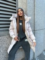 Пуховик жіночий бежевий довгий 100см 00405