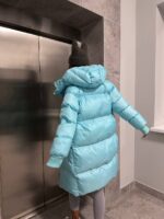 Пуховик жіночий блакитний довгий 100см 00409
