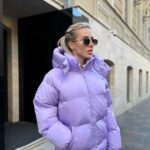 Пуховик жіночий бузковий короткий з капюшоном 00305