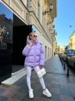 Пуховик жіночий бузковий короткий з капюшоном 00305