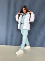 Пуховик жіночий довгий білого кольору 00322