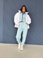 Пуховик жіночий довгий білого кольору 00322