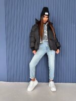 Пуховик жіночий довгий чорного кольору 00320