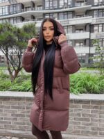 Пуховик жіночий коричневий довгий 100см 00412