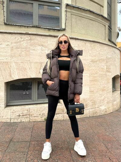 Пуховик жіночий коричневий короткий з капюшоном 00307