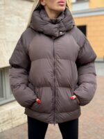 Пуховик жіночий коричневий короткий з капюшоном 00307