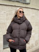 Пуховик жіночий коричневий короткий з капюшоном 00307