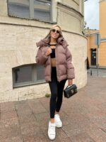 Пуховик жіночий мокко короткий з капюшоном 00309