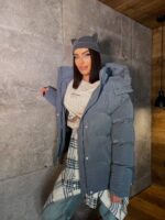 Пуховик жіночий оверсайз сірого кольору 00329