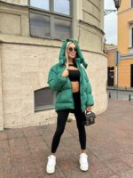 Пуховик жіночий зелений короткий з капюшоном 00308