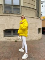 Пуховик жіночий жовтий короткий з капюшоном 00311