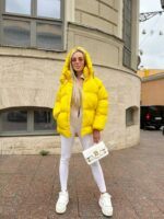 Пуховик жіночий жовтий короткий з капюшоном 00311