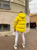 Пуховик жіночий жовтий короткий з капюшоном 00311
