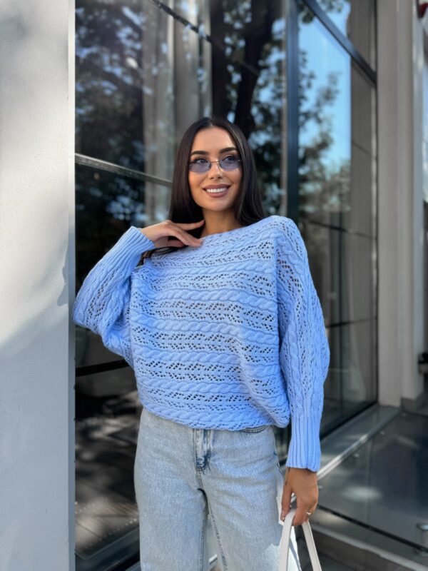 svetr-vyazanyj-zhinochyj-korotkyj-blakytnyj-00345-1 Светр в’язаний жіночий короткий блакитний 00345