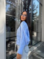 Светр в’язаний жіночий короткий блакитний 00345