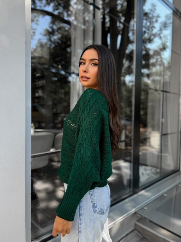 svetr-vyazanyj-zhinochyj-korotkyj-smaragdovyj-00344-5 Светр в’язаний жіночий короткий смарагдовий 00344