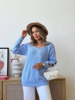 Светр жіночий з прорізами блакитний 00335