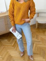 Светр жіночий з прорізами гірчичний 00332