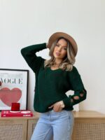 Светр жіночий з прорізами смарагдовий 00331