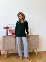 Светр жіночий з прорізами смарагдовий 00331
