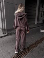 Велюровий костюм жіночий шоколадний 00382