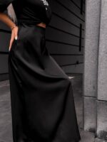 Жіноча сатинова спідниця чорна довга 00390