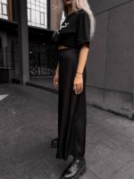 Жіноча сатинова спідниця чорна довга 00390