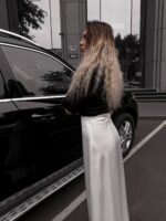 Жіноча сатинова спідниця молочна довга 00391