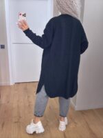 Жіночий в’язаний кардиган чорного кольору 00353
