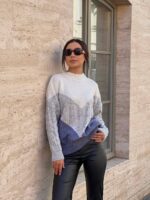 Жіночий в’язаний светр з низьким горлом 00393