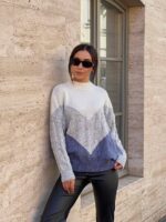 Жіночий в’язаний светр з низьким горлом 00393