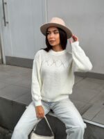 Жіночий в’язаний светр з низьким горлом молоко 00376