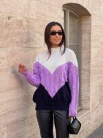 Жіночий в’язаний светр з низьким горлом молоко-бузок-синій 00395