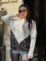 Жіночий в’язаний светр з низьким горлом молоко-сірий-чорний 00397