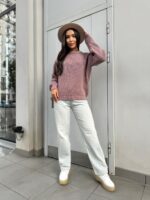 Жіночий в’язаний светр з низьким горлом світло-блакитний 00375