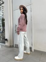 Жіночий в’язаний светр з низьким горлом світло-блакитний 00375