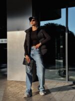 Жилетка жіноча чорна коротка 00380