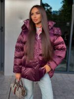 Пуховик жіночий оверсайз кольору бургунді 00420